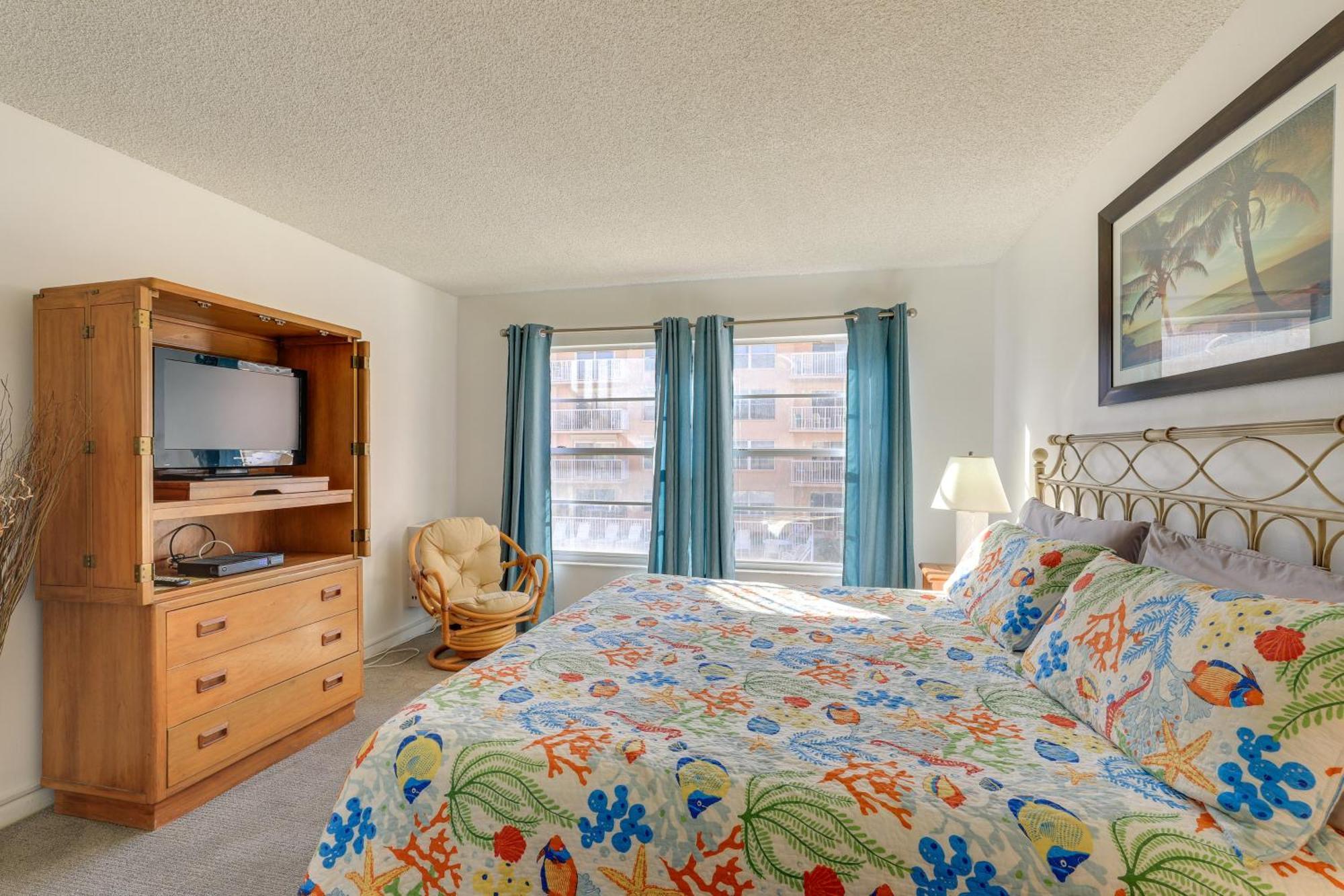 Central Cocoa Beach Condo With View, Steps To Beach! المظهر الخارجي الصورة