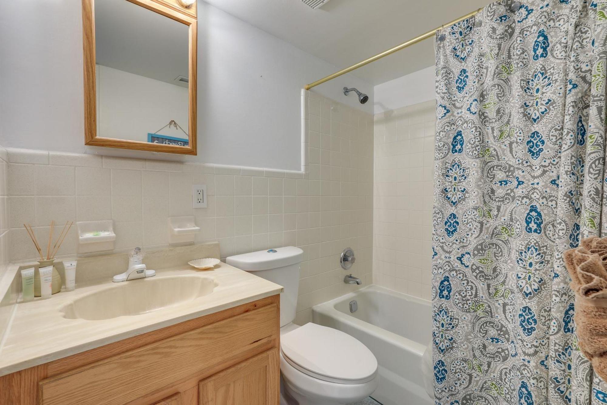 Central Cocoa Beach Condo With View, Steps To Beach! المظهر الخارجي الصورة