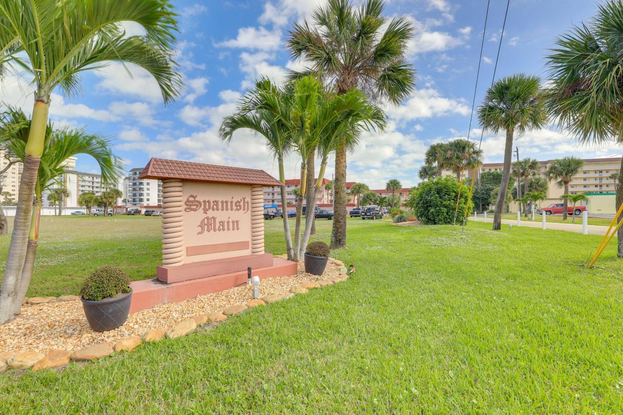 Central Cocoa Beach Condo With View, Steps To Beach! المظهر الخارجي الصورة