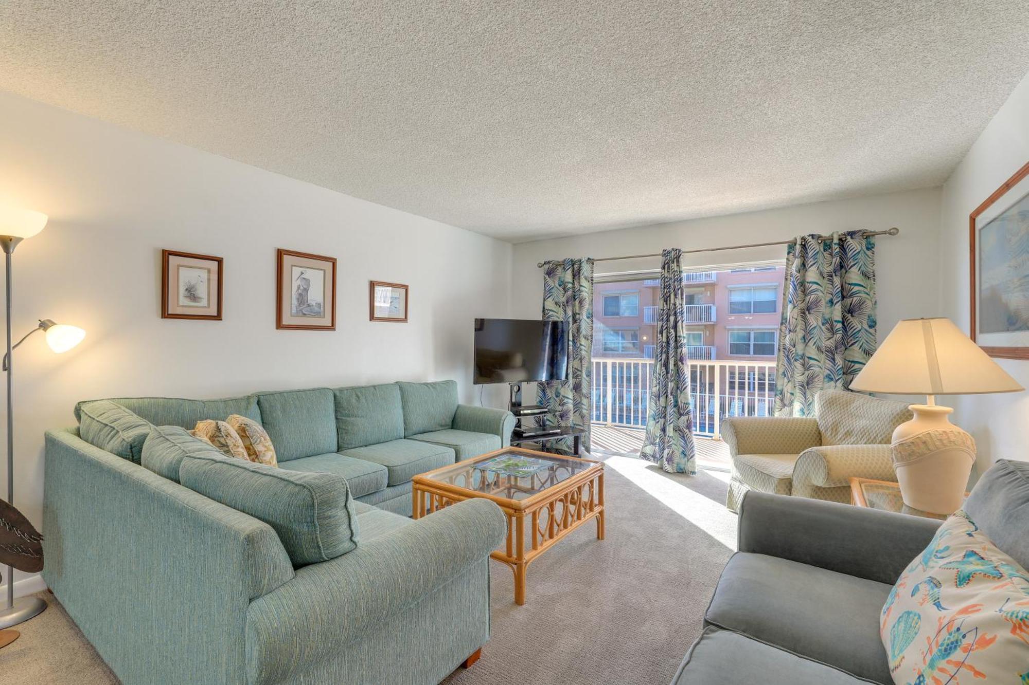 Central Cocoa Beach Condo With View, Steps To Beach! المظهر الخارجي الصورة